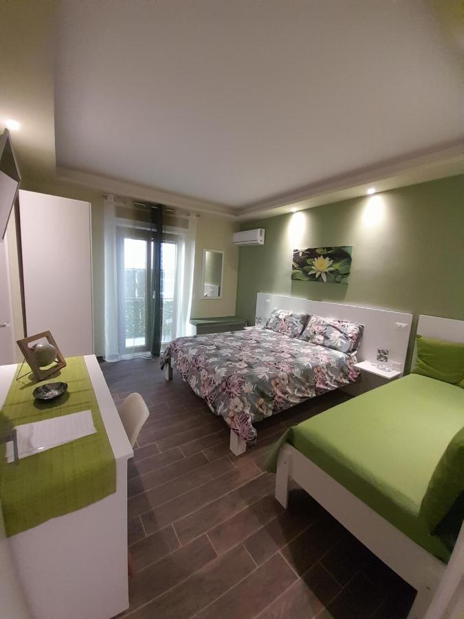 L'Oasi Di Venere Bed And Breakfast Caserta Exterior foto